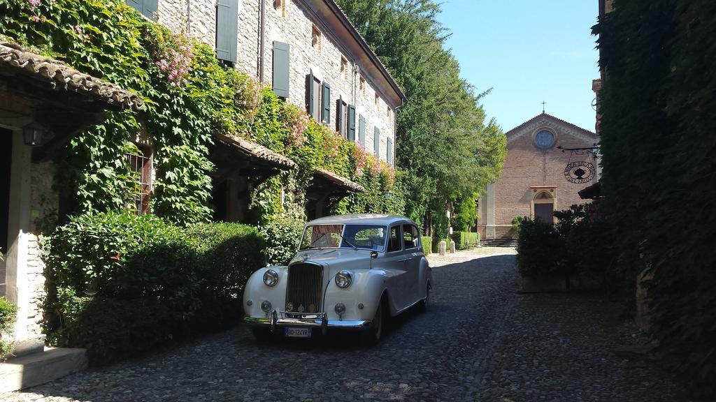 Hotel Torre Di San Martino Gazzola Di Rivalta Buitenkant foto